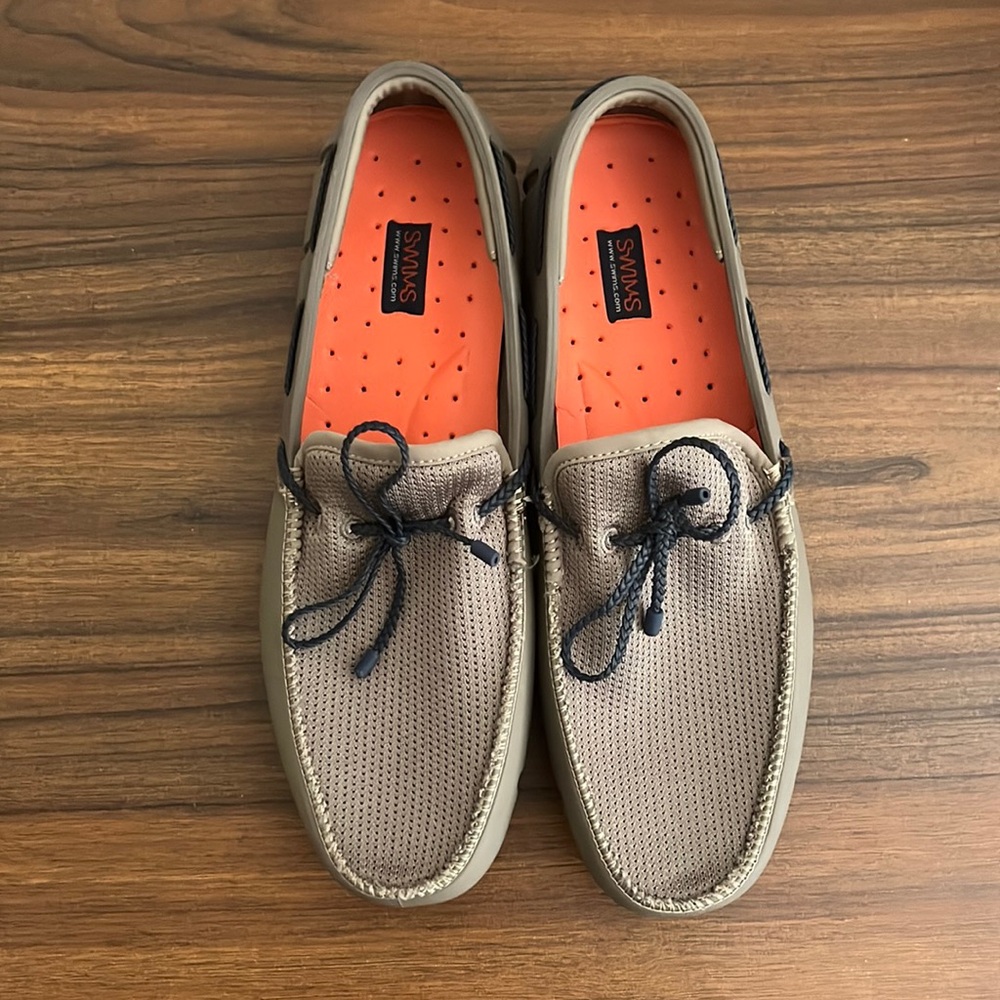New Men’s swims loafers Size 10.5 SWIMS